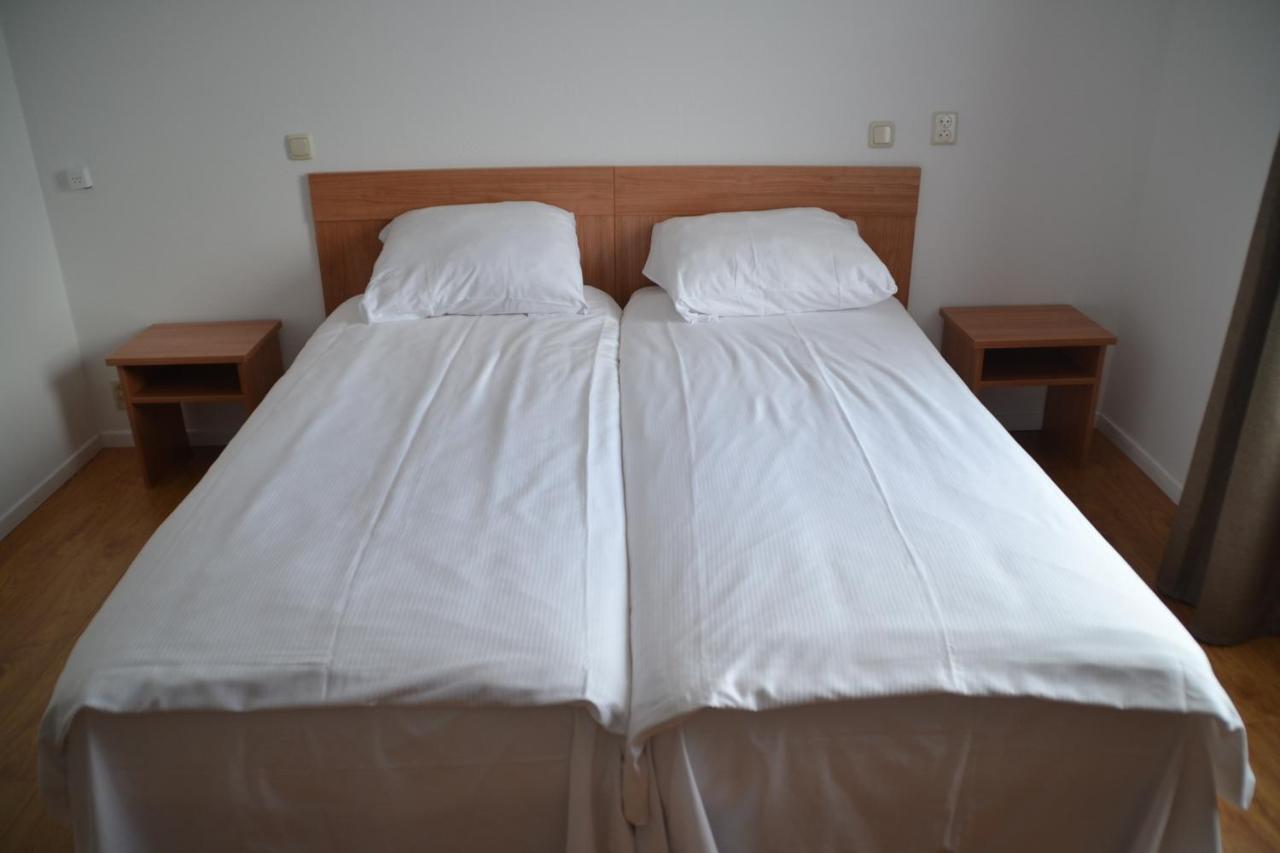 Hotel Du Passage 恩克赫伊曾 外观 照片