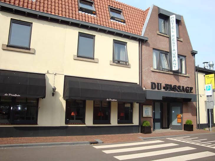 Hotel Du Passage 恩克赫伊曾 外观 照片